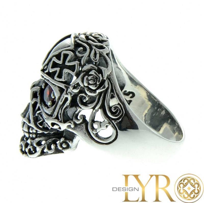 Maltese Cross Skull - Sølvring med Cubic Zirconia
