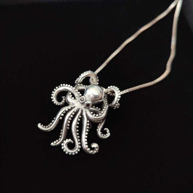 Hovedbilde Octopus - Sølvanheng